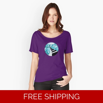 Girlie Le Studio Relaxed Fit T-Shirt Piano Window Logo Full